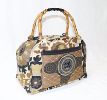 Load image into Gallery viewer, Bubbly Brown Sugar deCrea Handbag